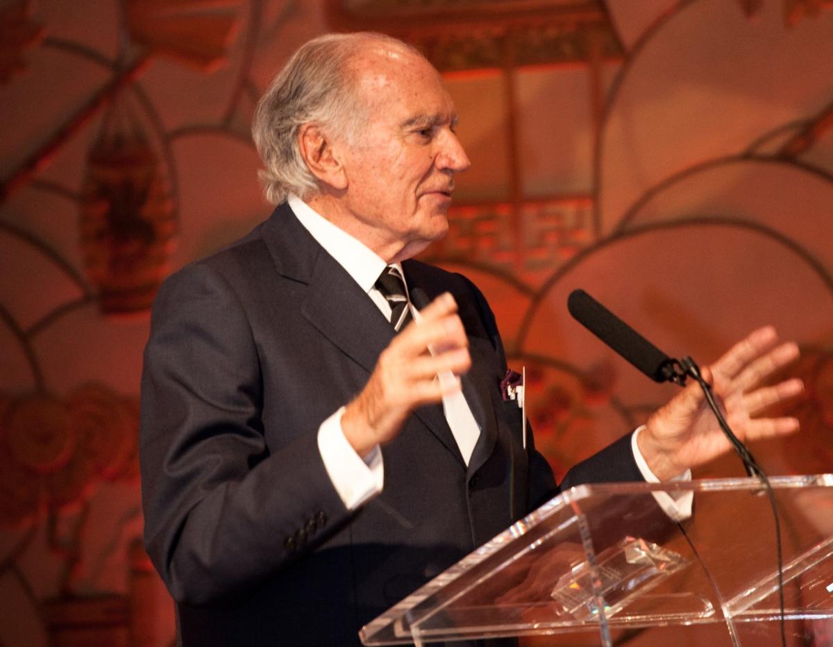 Mariano Puig Planas accepted CampdenFB's inaugural lifetime achievement award for exemplary stewardship in 2013.